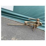 Vtg. Cast Iron Leg Vise