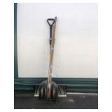 Scoop Shovel, Rakes, Snow Shovel, etc.