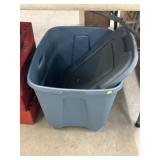 Storage Tote with Lid