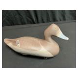 D. Unruh Holtwood, PA Carved Redhead Hen Decoy
