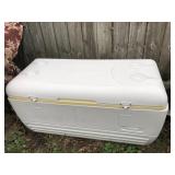 Large Igloo Cooler