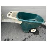 Plastic Tub Garden Cart