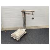 Vtg. Platform Scales