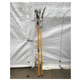 2 Pruning Poles