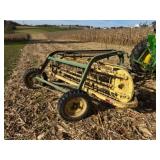 John Deere 660 Hay Rake