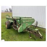 John Deere 872 Manure Spreader