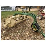 John Deere 660 Hay Rake