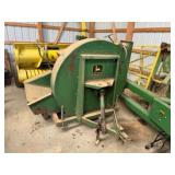 John Deere 6500 Silage Blower