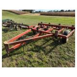 5710 9-Tooth 10ft Pull Type Chisel Plow