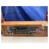 Hot Wheels Transport Truck with Crafted Showcase