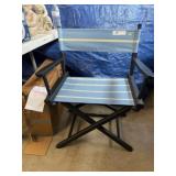 (2) Folding Chairs