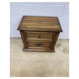 2-drawer Nightstand