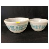 (2) Pyrex Amish Butterprint Serving Bowls