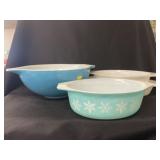 (4) Vintage Pyrex Serving Dishes