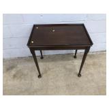 Mahogany Queen Anne Modern Table