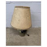 Contemporary Stoneware Decor. Lamp