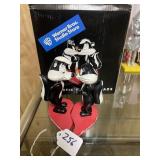 Warner Brothers Pepe Le Pew Kissing Bobblehead