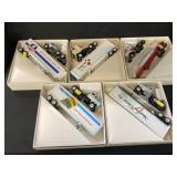 (5) Winross Trucks