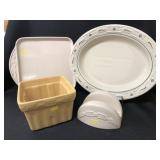 (4) Pieces of Longaberger Pottery