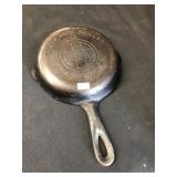 Griswold No. 3 Frying Pan