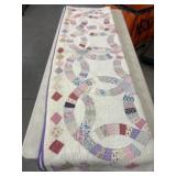 Double Wedding Ring Pattern Quilt