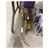 Recurved Bow with Arrows