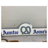 Auntie Anne