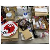 M&M Collectibles and Toys