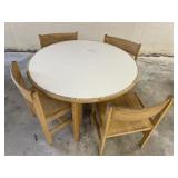 48" Circular Library Table w/ Chairs