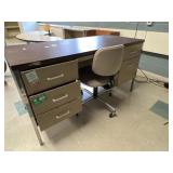 5ft Double Pedestal Desk w/ Chair