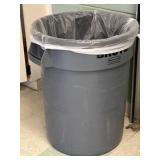 Rubbermaid Brute Trash Can