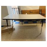 5ft Adjustable Height Work Table