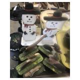 (7) Menno Folk Art Stand-Ups