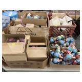 Figurines, Ornaments