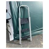 Aluminum Light Duty Folding Step Ladder