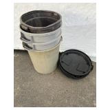 (4) Plastic Trash Cans