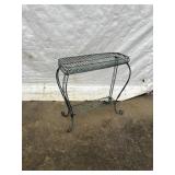 Metal Garden Plant Holder