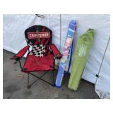 2 Bag Chairs, Umbrella