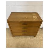 Blonde 4-drawer Bureau