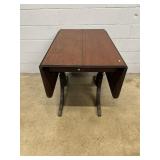 Mahogany Duncan Phyfe Drop Leaf Table