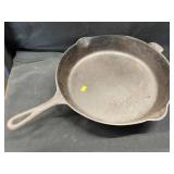 Unmarked No. 12 Cast Iron Frying Pan