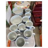 Floral Pattern Dinnerware