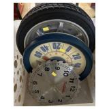 Wall Clocks, Thermometer