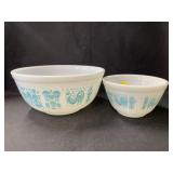 (2) Vintage Pyrex Amish Butterprint Mixing Bowls