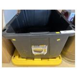 Storage Tote with Lid