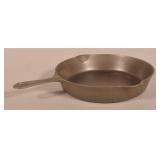 Griswold No. 9 Cast Iron Cooking Skillet