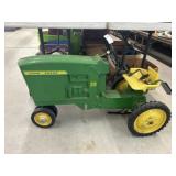 Ertl John Deere 20 Pedal Tractor