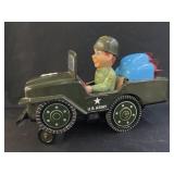 Japan Tin Litho Battery Powered Jeep