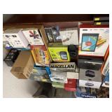 Various Electronics - Docking Station,