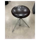 Vintage Drum Throne/Seat